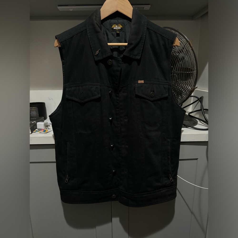 Loser machine  co. KINGSWAY VEST